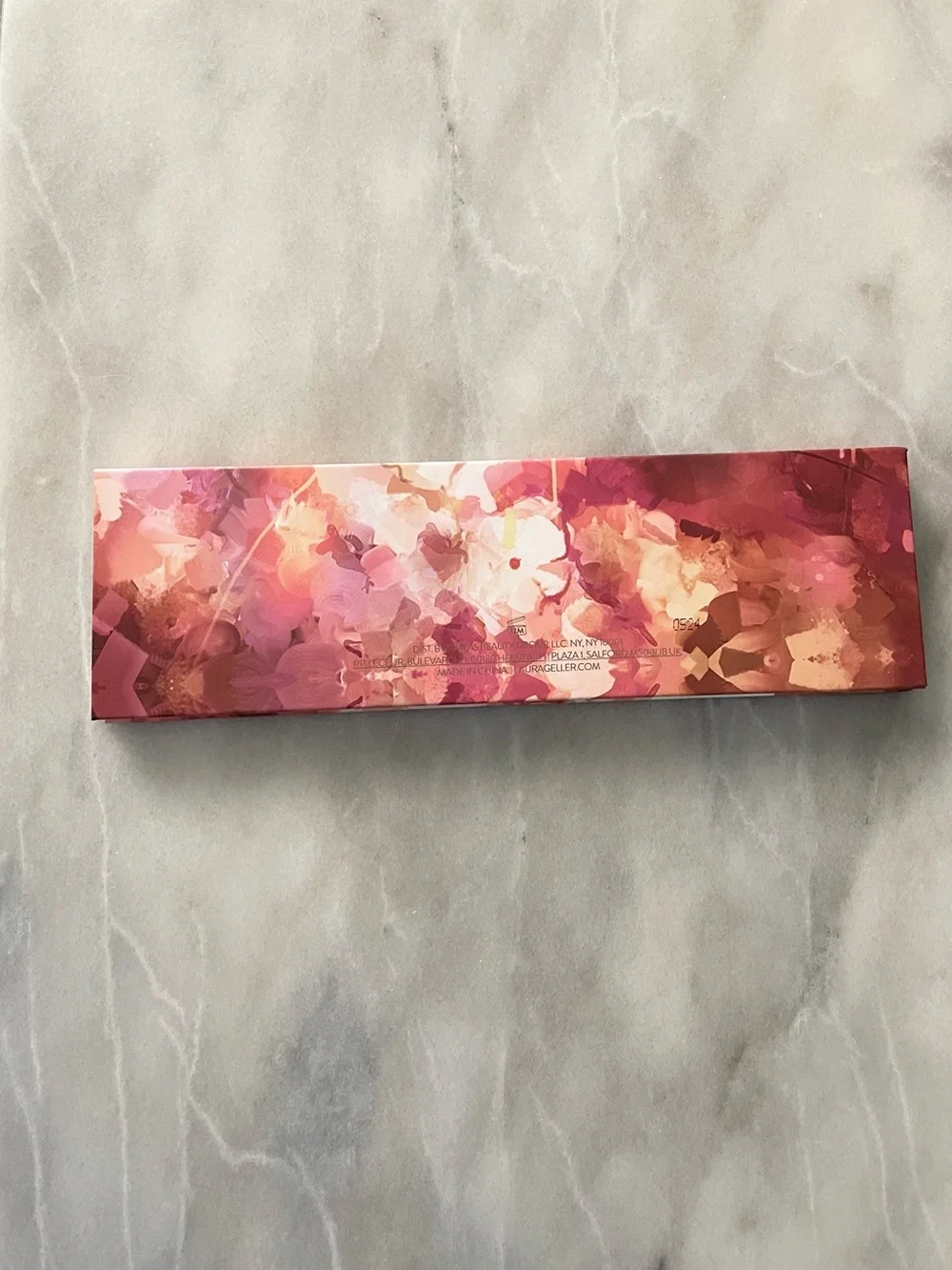 Laura Geller Blushing Beauty 12 Eyeshadows, 1 Highlighter & 1 Blush Palette